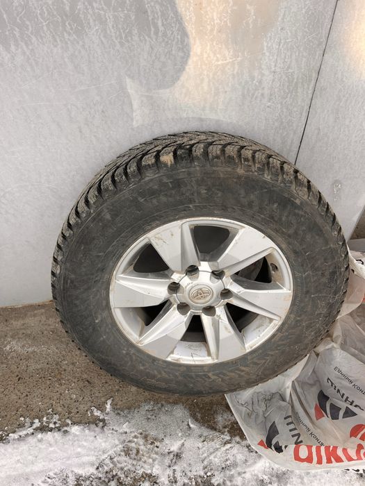Продам диски с шинами