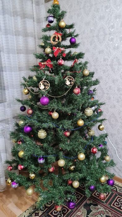 Продам искусственную ёлку