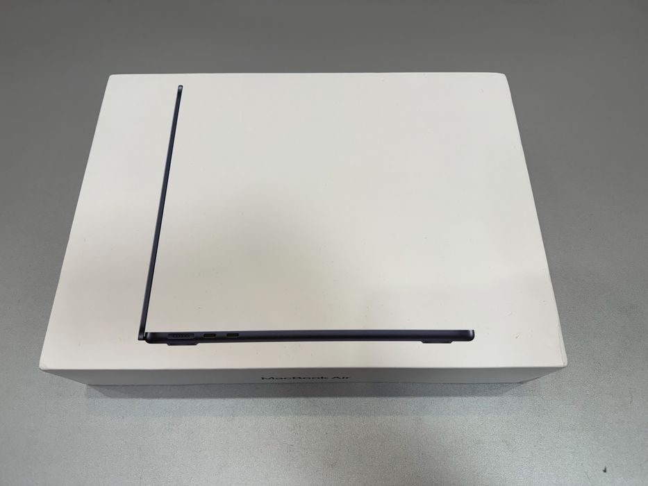Laptop Apple MacBook Air, 13,6”, M2, SSD 256, RAM 8 GB