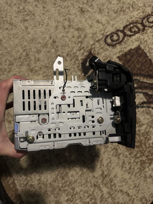 Оригинално радио за Мазда 3 2005г.