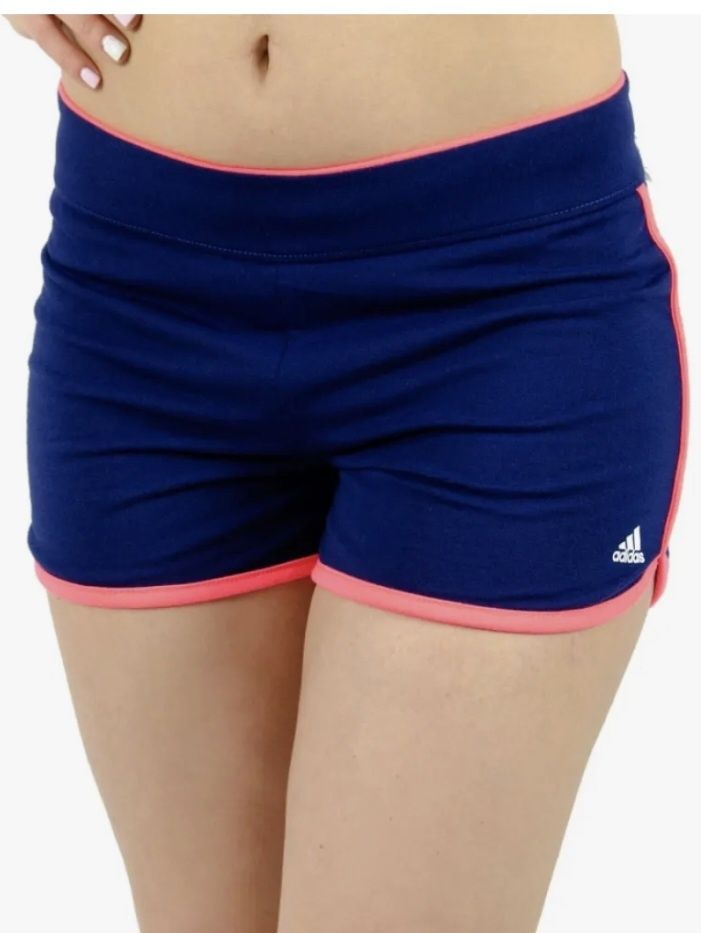 Шорти Adidas.  .