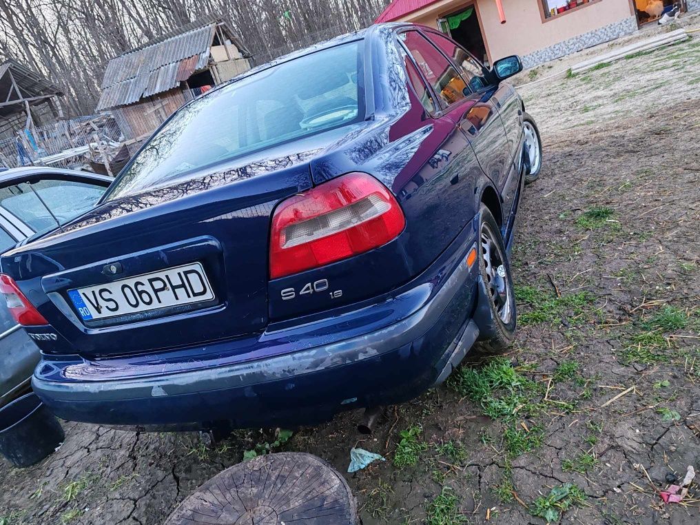 Vând Volvo S40 1999