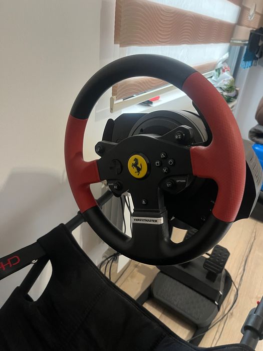 Playseat Challenge +волан Thurstmaster T150  и педали
