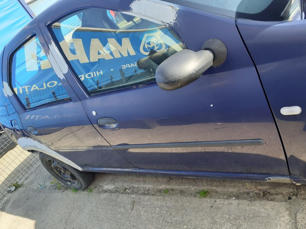 Ușa uși față spate dacia logan