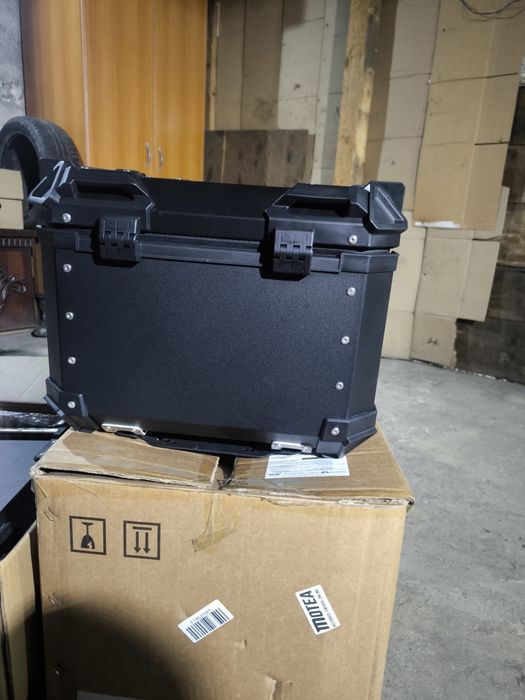 Cutie aluminiu 45 L cu placa de prindere