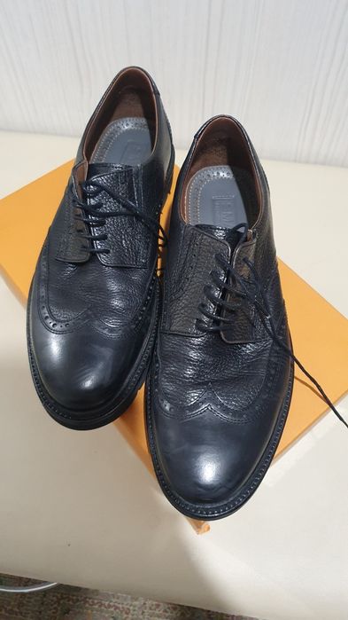 Продам туфли SMAN 42 размер