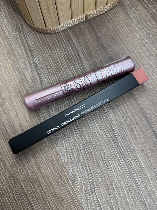 Maybelline Sky High и молив за устни MAC