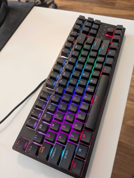 Механична клавиатура DURGOD K320 Nebula RGB Cherry MX Silent Red