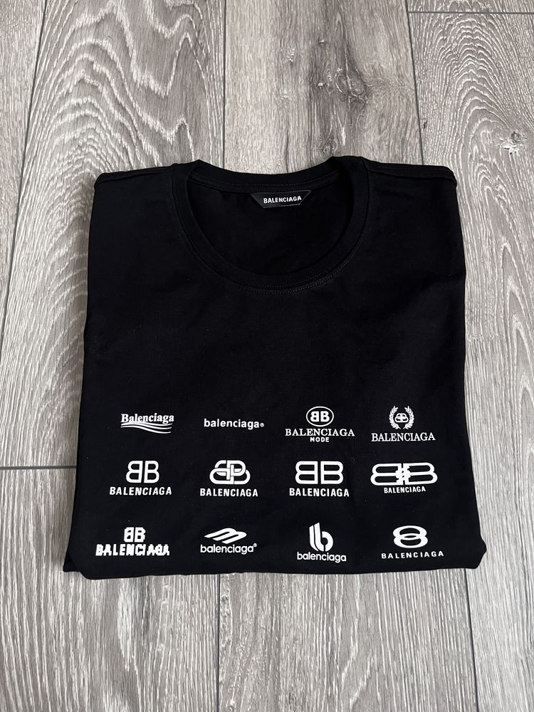 Дамска тениска Balenciaga