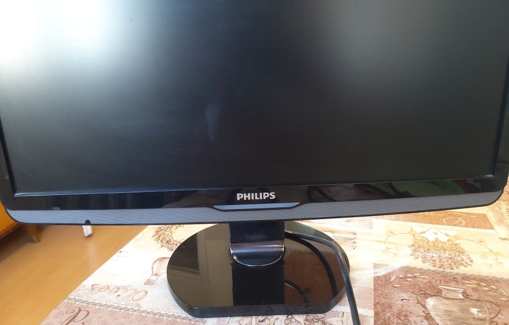 LCD Монитор Philips 23"(58.42 cm) модел 230C1HSB