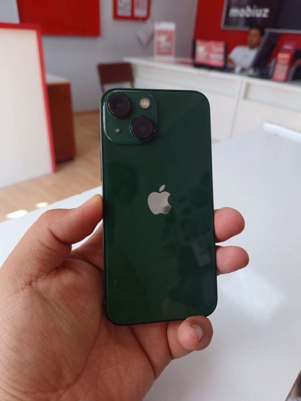 iPhone 13 Mini iCloud