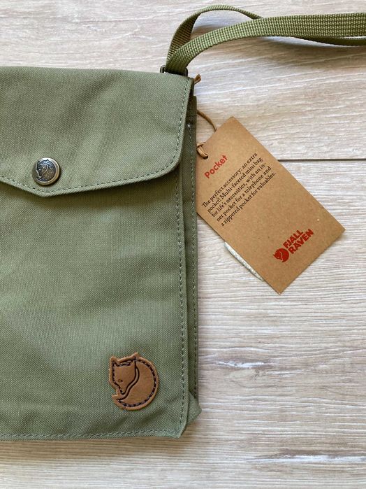 НОВО Fjall Raven FjallRaven Pocket Shoulder bag чанта портмоне раница