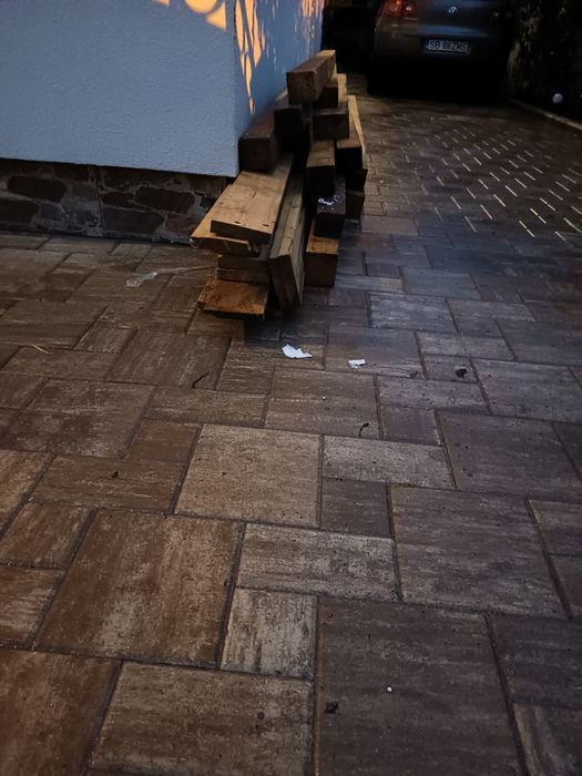 Caferi lemn și scandura