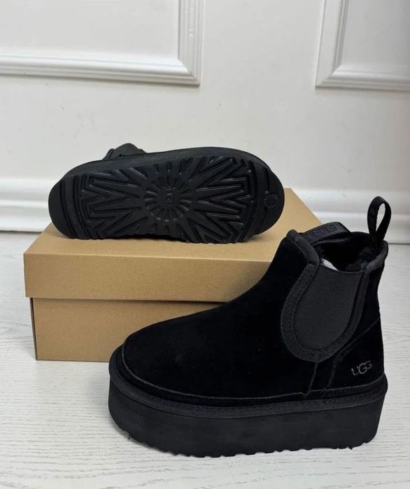 Дамски боти UGG послеени намалени бройки