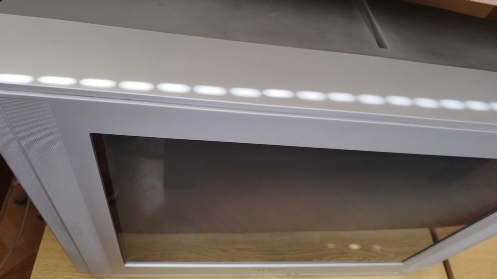 Телевизор Самсунг 27 инча