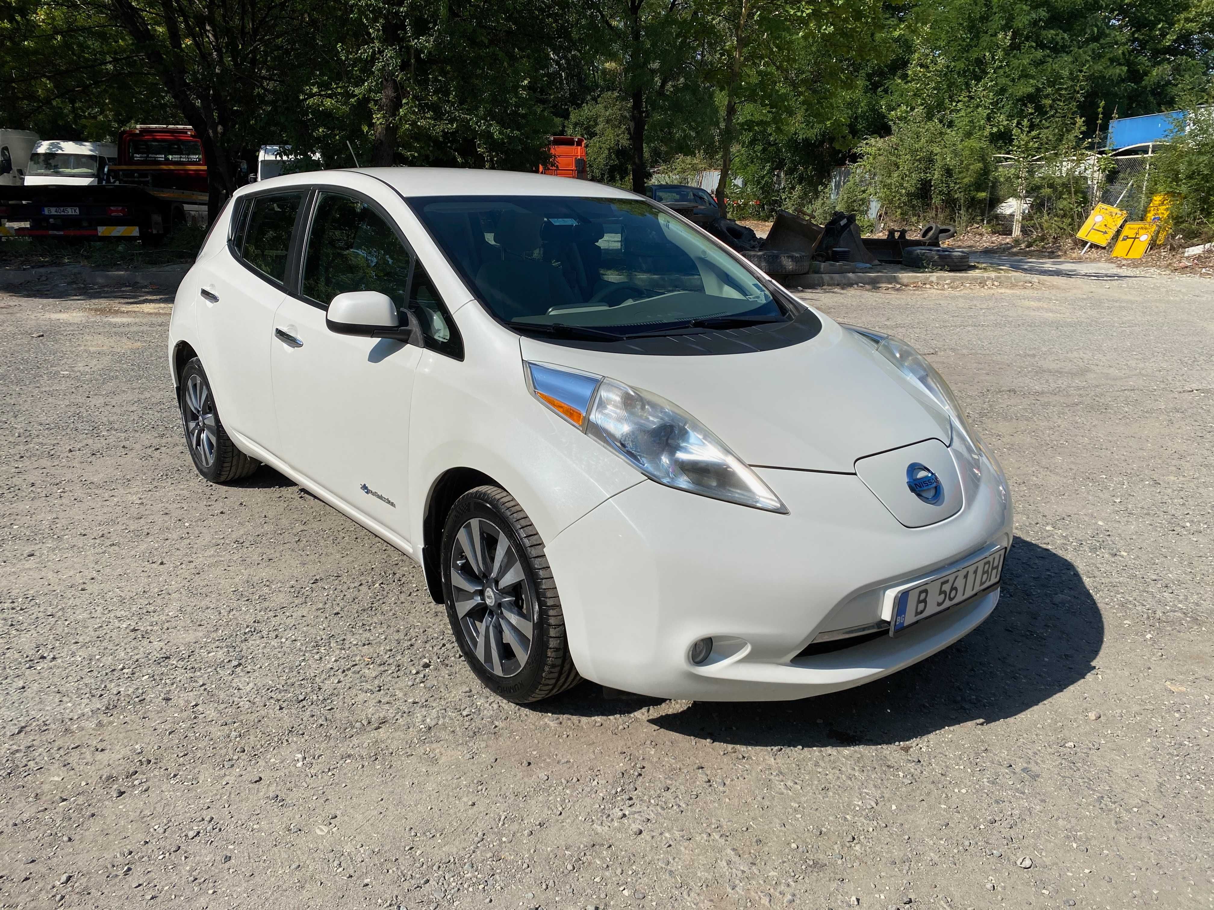 Nisan Leaf 24kw + зарядна станция