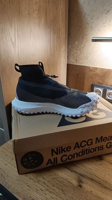 Продается обувь осталась последняя пара