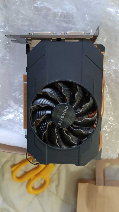 Видеокарта NVIDIA GeForce GTX 970 (4 ГБ)