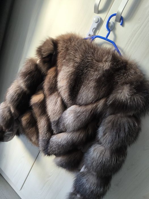 Vand haina blana vulpe