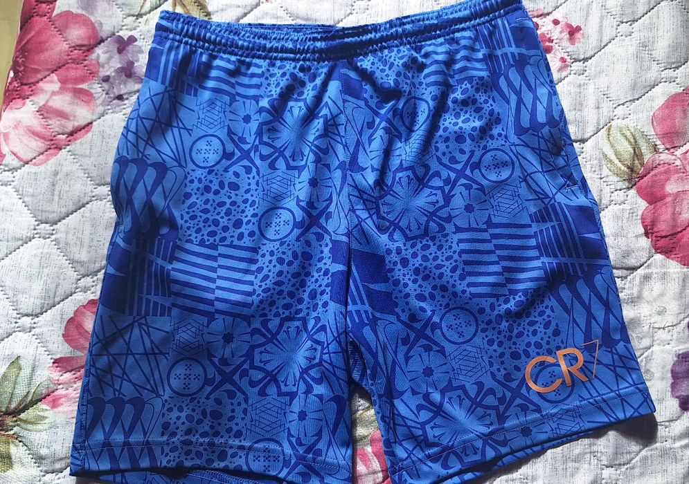 Оригинали панталони nike cr7