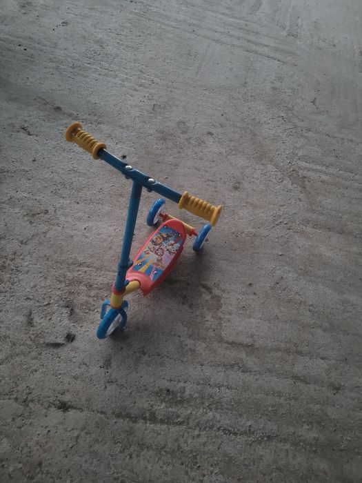 Trotinete si bicicleta copii