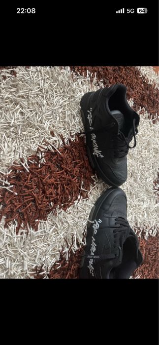 vand off whife out of office purtati de 2 odi