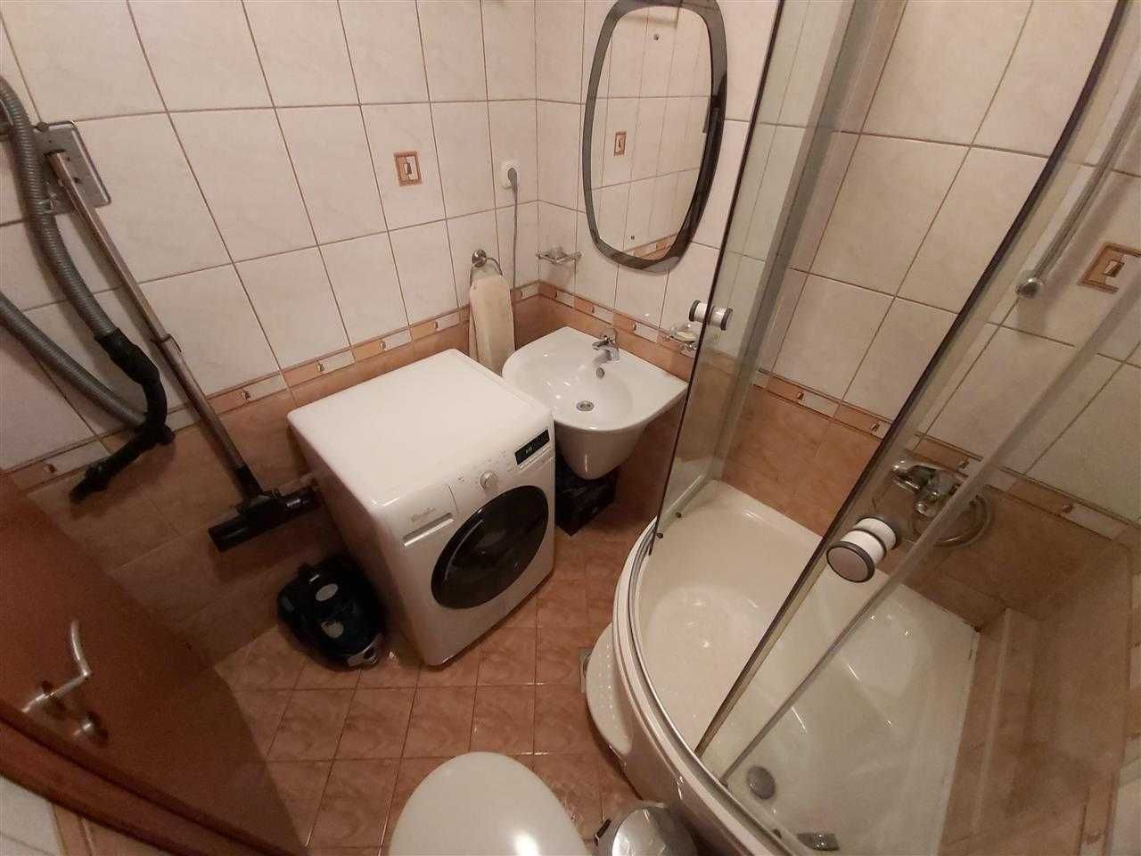 Тристаен имот в кв.Овча купел