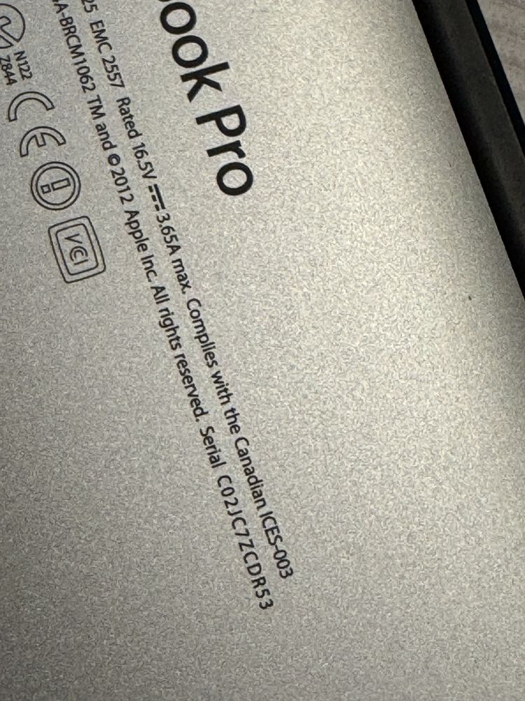 Macbook pro A1425 defect