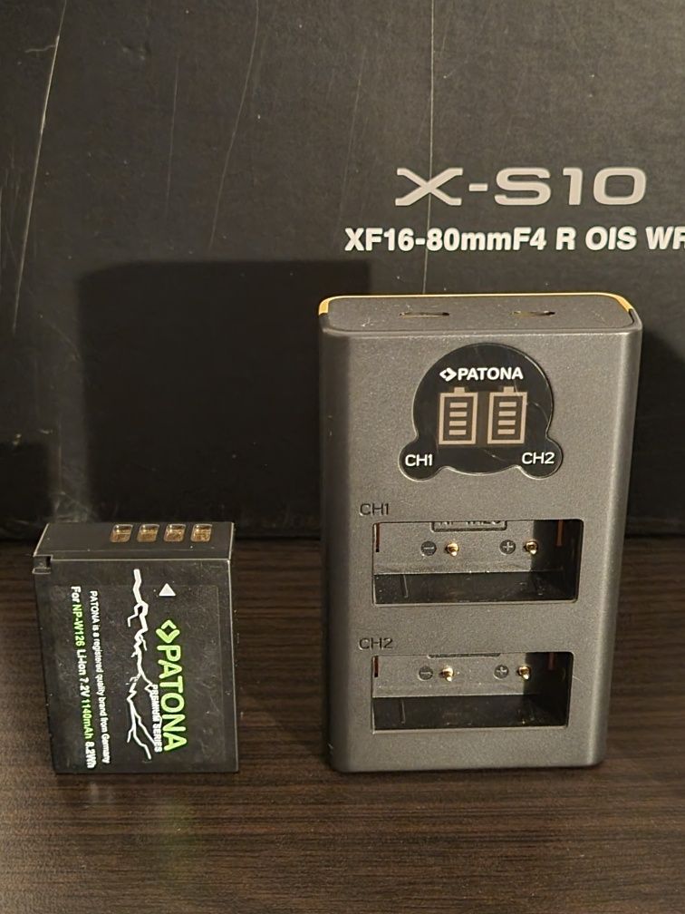 Vând aparat foto/video Fujifilm XS10