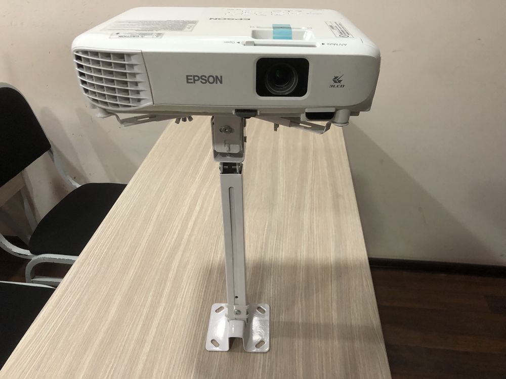 Epson проектор