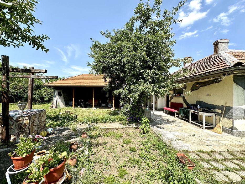 Продава се Къща в с. Балван, Област Велико Търново - 71 кв.м за 826 €/кв.м - Снимка #2