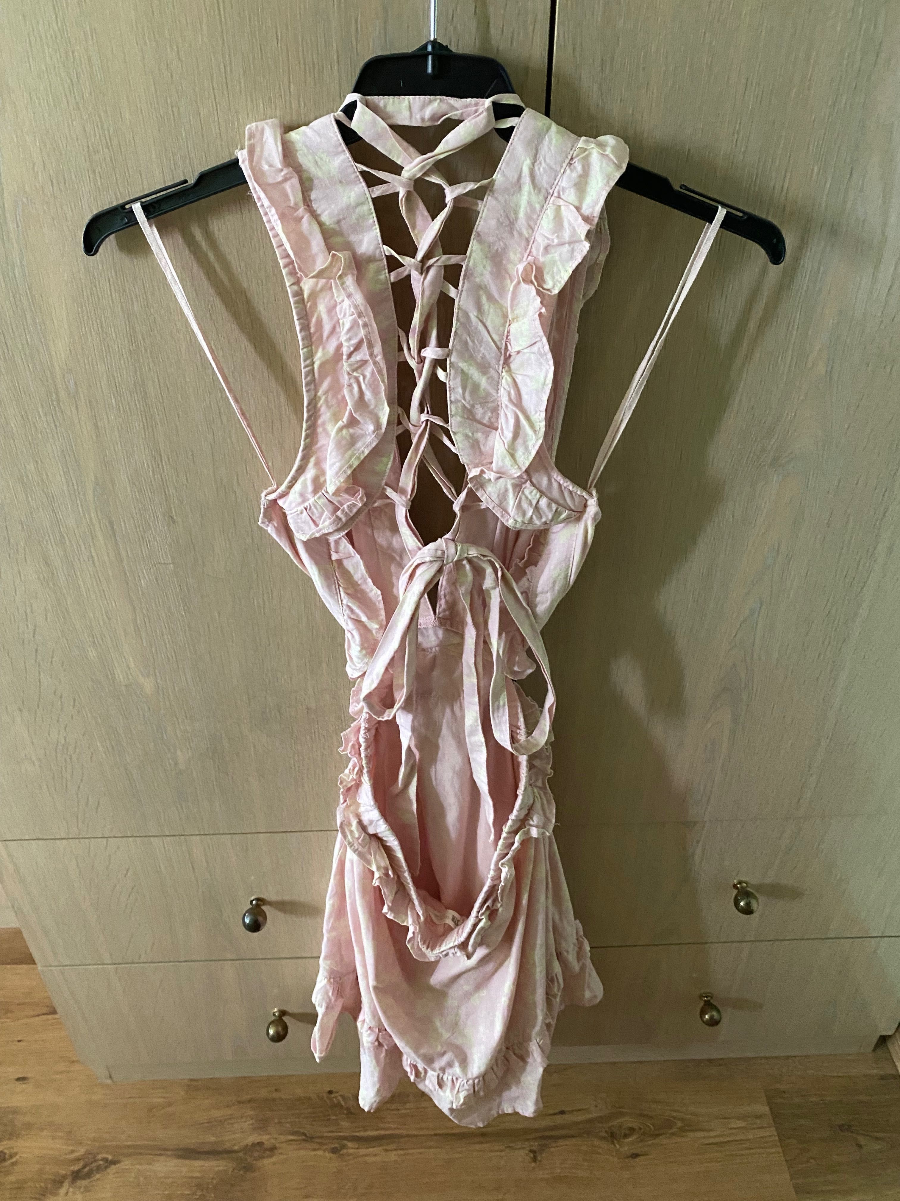Продавам рокли Страдивариус, Pull&Bear, H&M