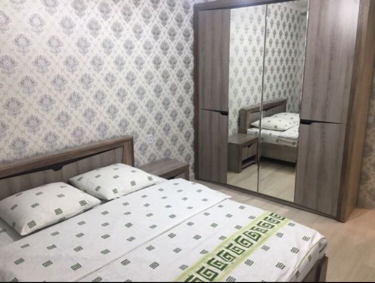 По часам квартира в центре. Актобе  8 мкр,Космос,11 мкр, 12 мкр, Батыс