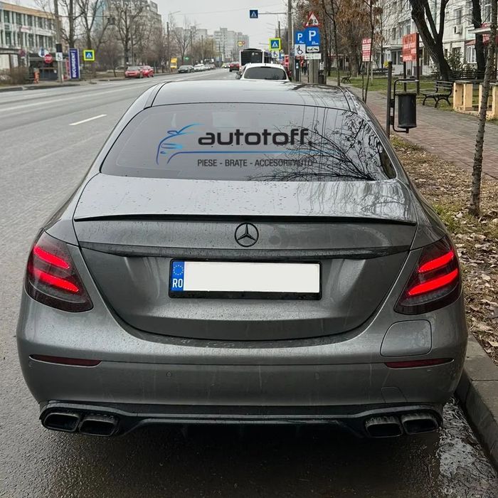 Difuzor bara spate Mercedes W213 S213 Standard (16-20) model E63 Black