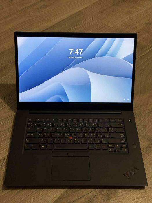 Lenovo P1 ThinkPad Workstation+Monitor! Xeon! 32gb! Stare impecabila!