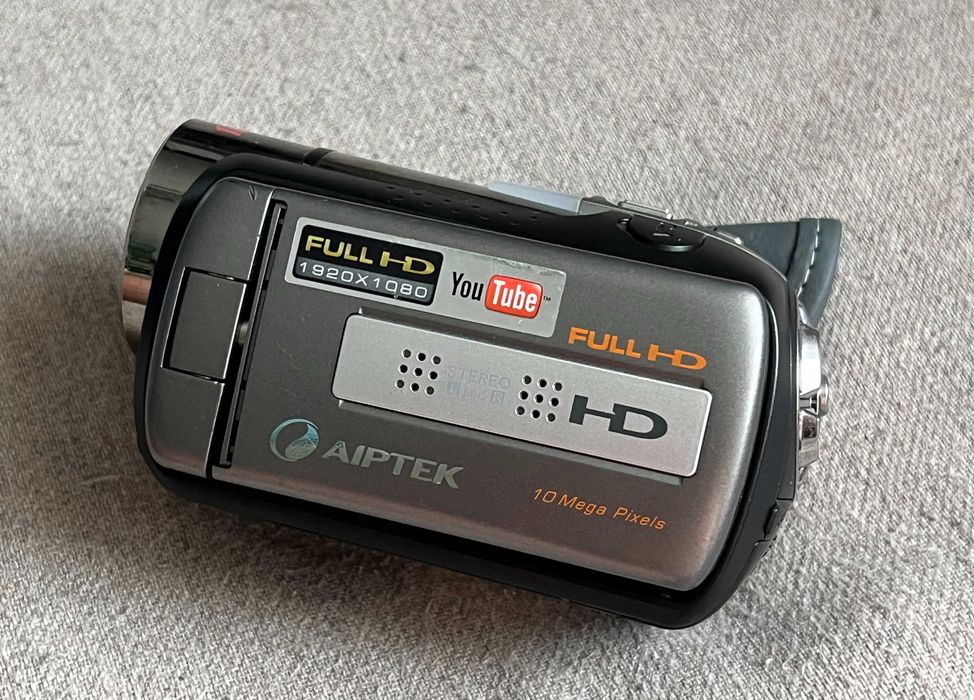 Camera video digitală Aiptek VAZ2S Full HD 10MP defectă pentru piese