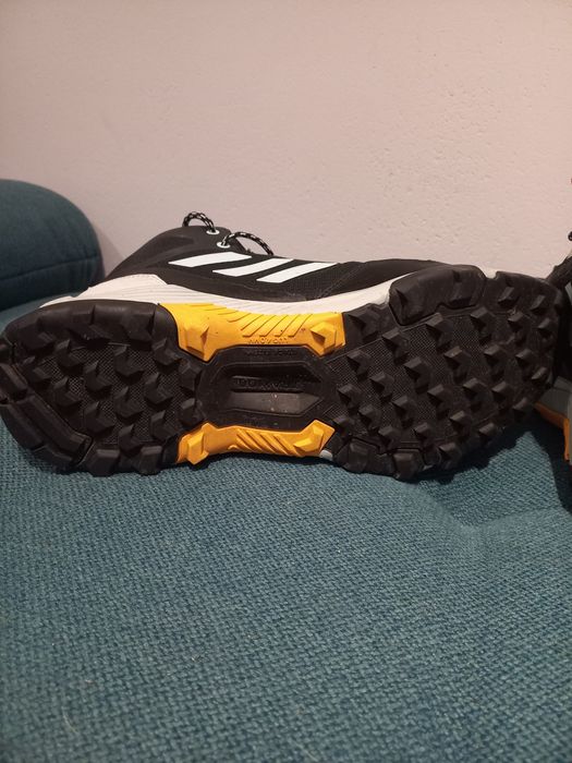 Мъжки маратонки Адидас Terrex