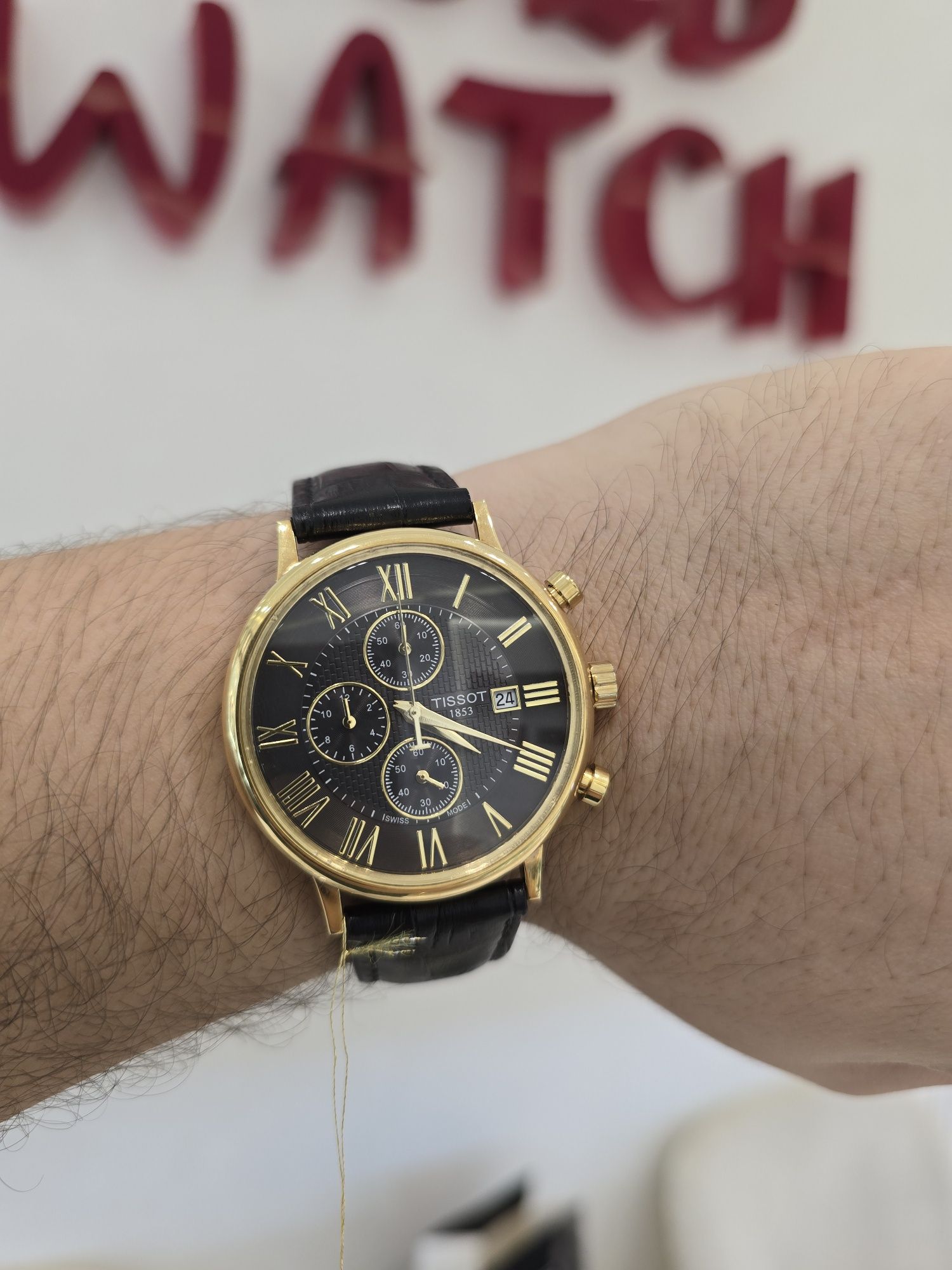 Продам золотые часы Tissot