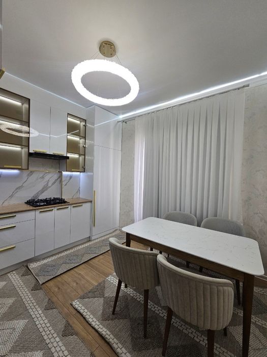 Чиланзар Ц 3/4/8 новостройка еворемонт с меб тех 80м2 можно через ипо