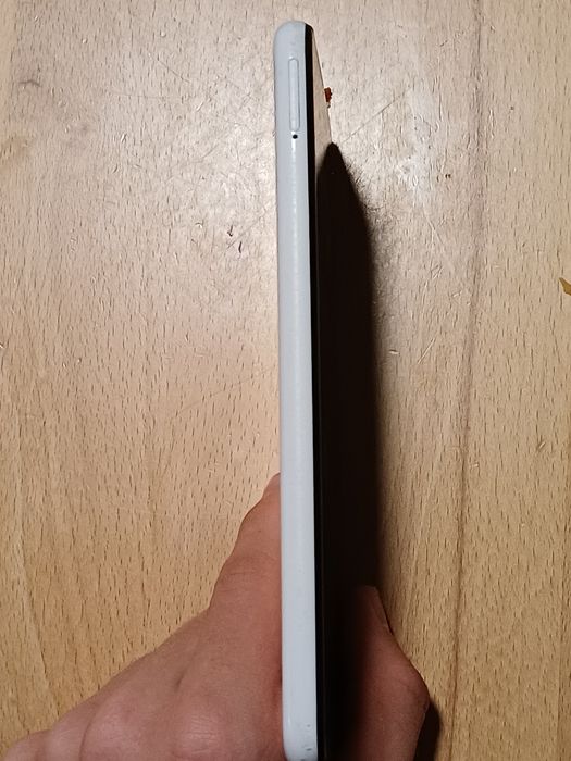 Samsung Galaxy A13, 64GB, Alb + Husă și Cablu – Funcționează perfect