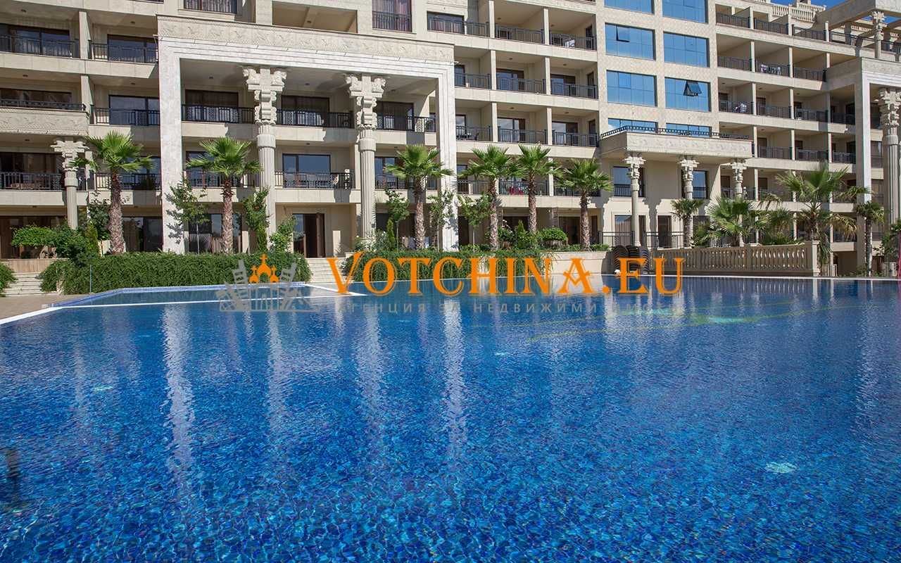 Продава се Двустаен апартамент в Варна, Център - 82 кв.м за 2401 €/кв.м - Снимка #16