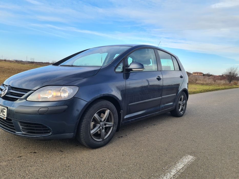 Vând golf 5 plus