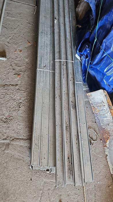 Продам Профиль, шурупы