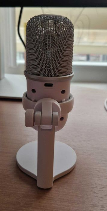 Микрофон HyperX SoloCast, бял