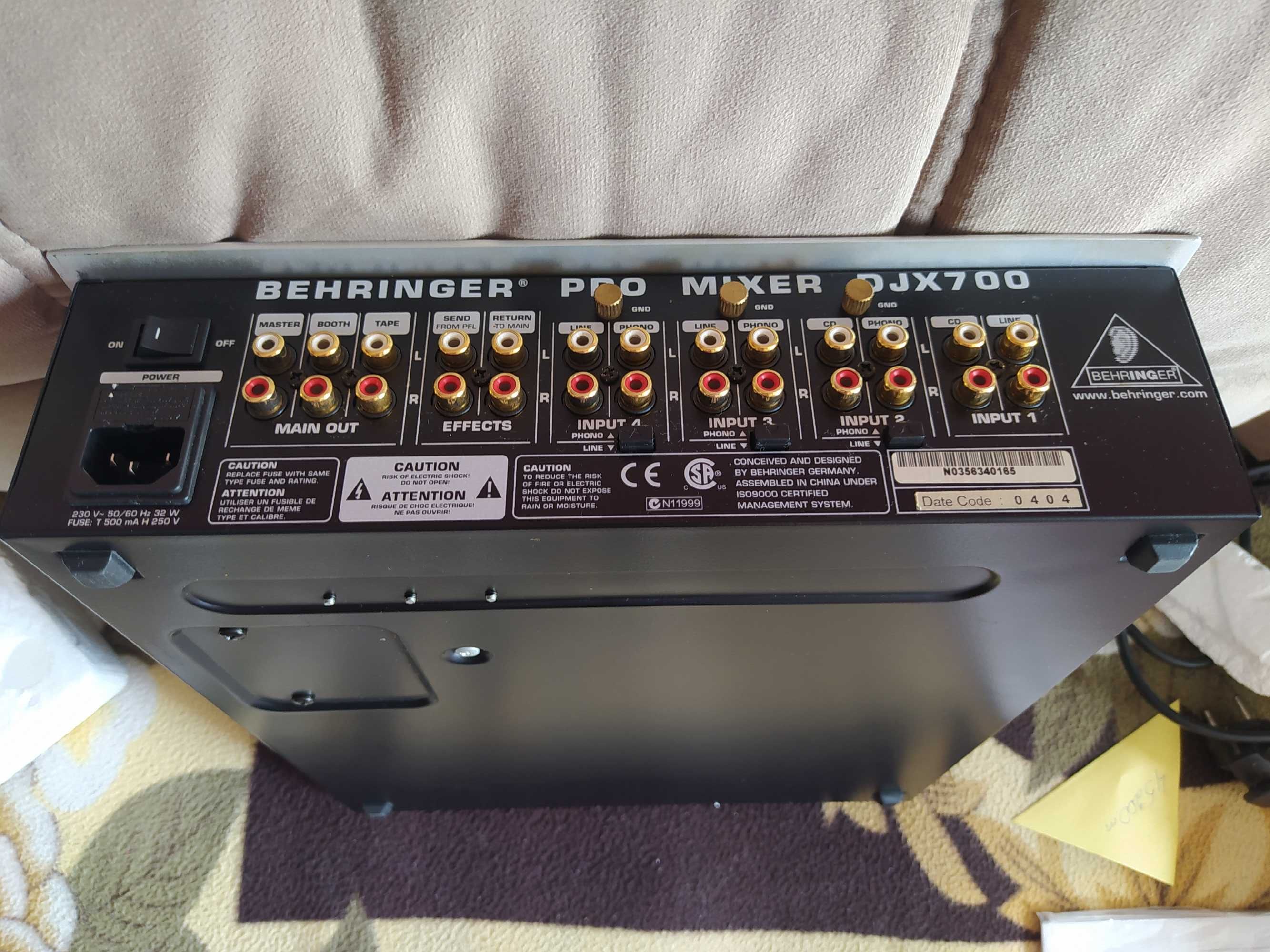 DJ Пульт Begringer djx 700 pro mixer