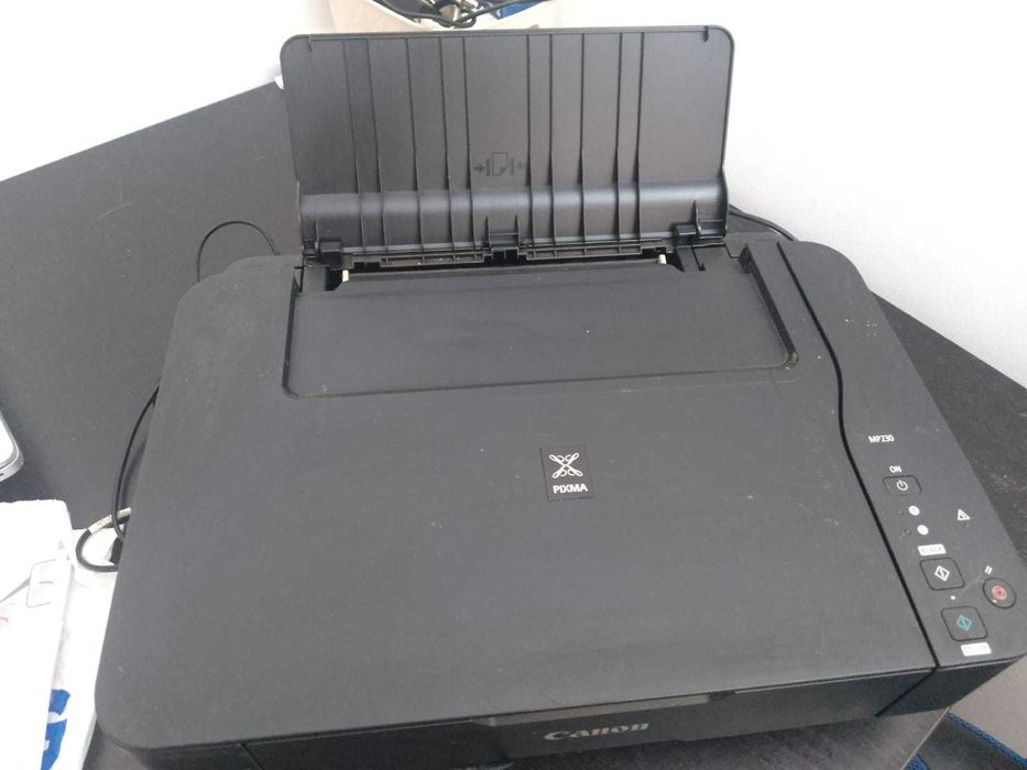 Multifunctional Cannon Pixma MP230