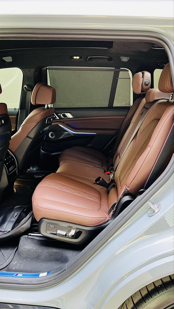 BMW X7 m60i продается в идеалном состояние