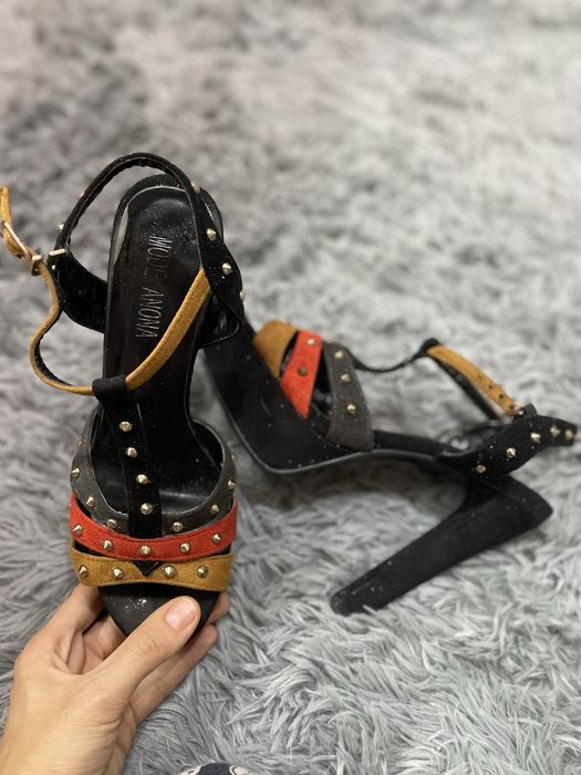 Туфли на высоком каблуке , 39 р