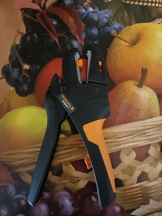 Set: Cleste de sertizat + Stripax