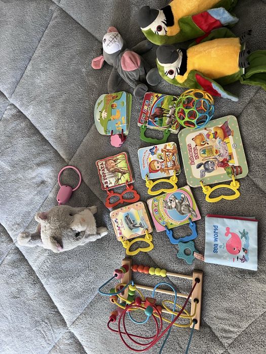 Бебешки книжки и играчки лот